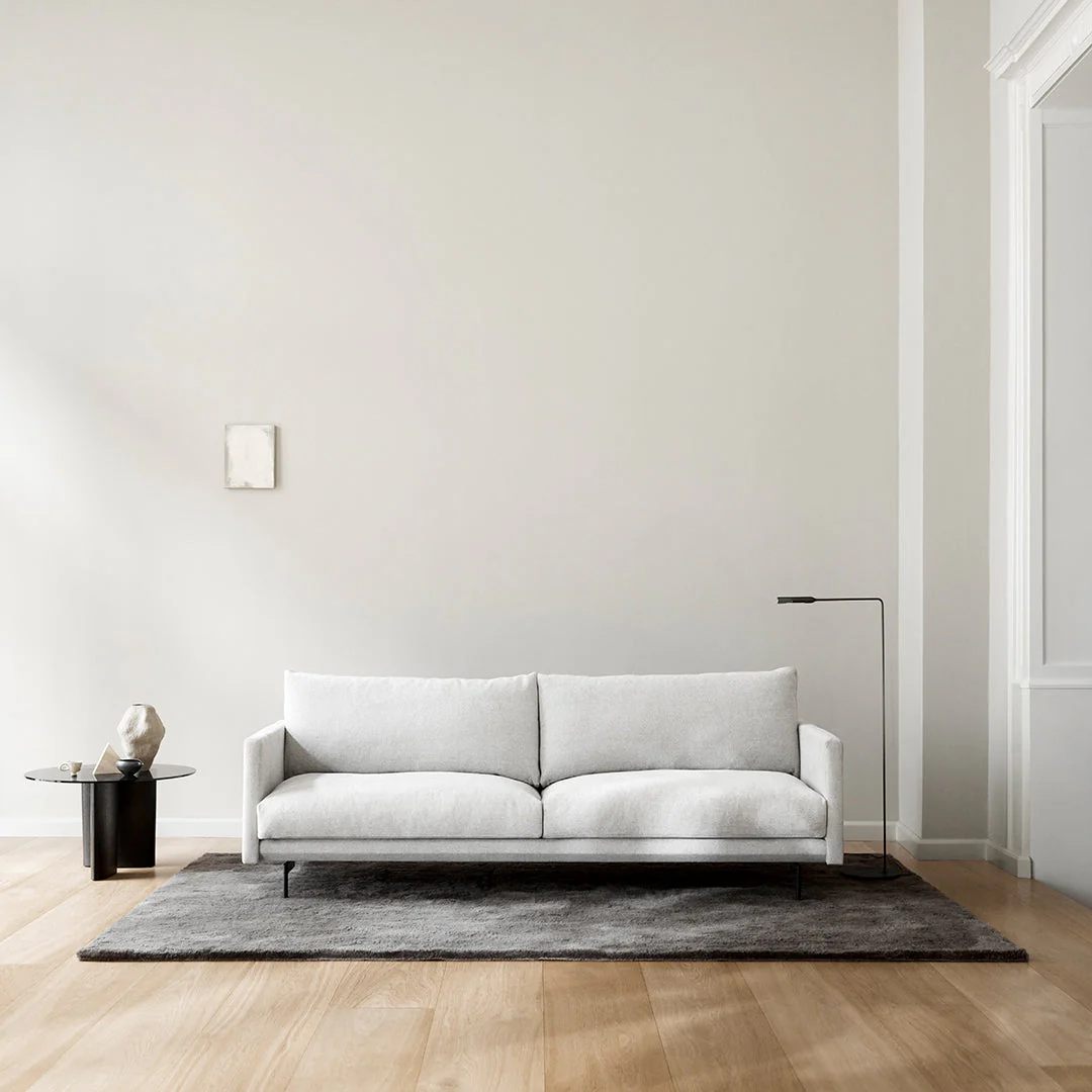Trace Sofa - Image 11