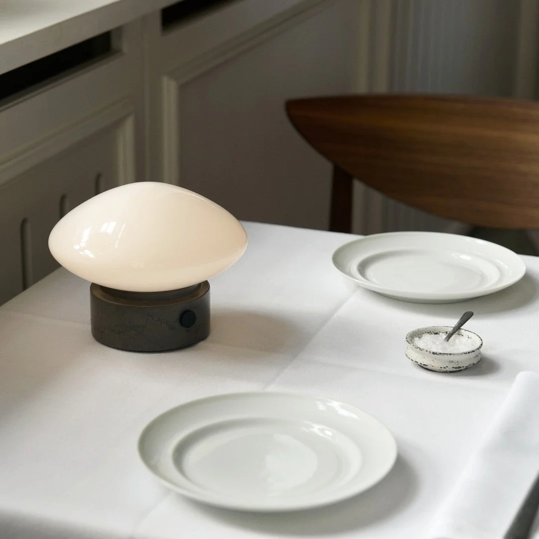 Mist AP21 Portable Table Lamp - Image 27