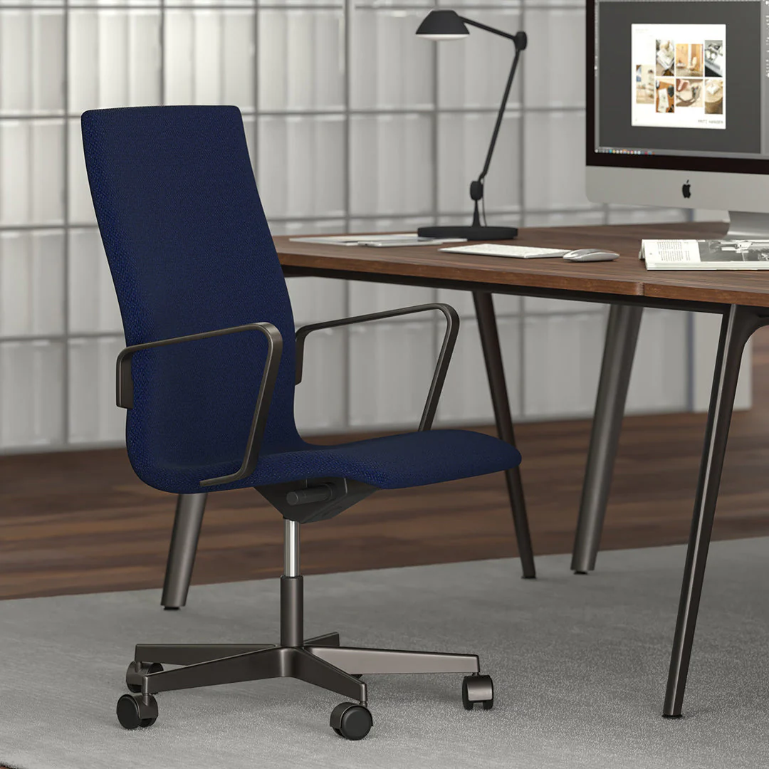 Oxford Medium Back Office Armchair - 5 Star Base & Casters w/ Return - Image 3