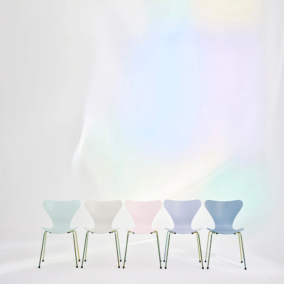 Series 7 Chair 3107 - 7:14 AM Anniversary Edition - Image 22