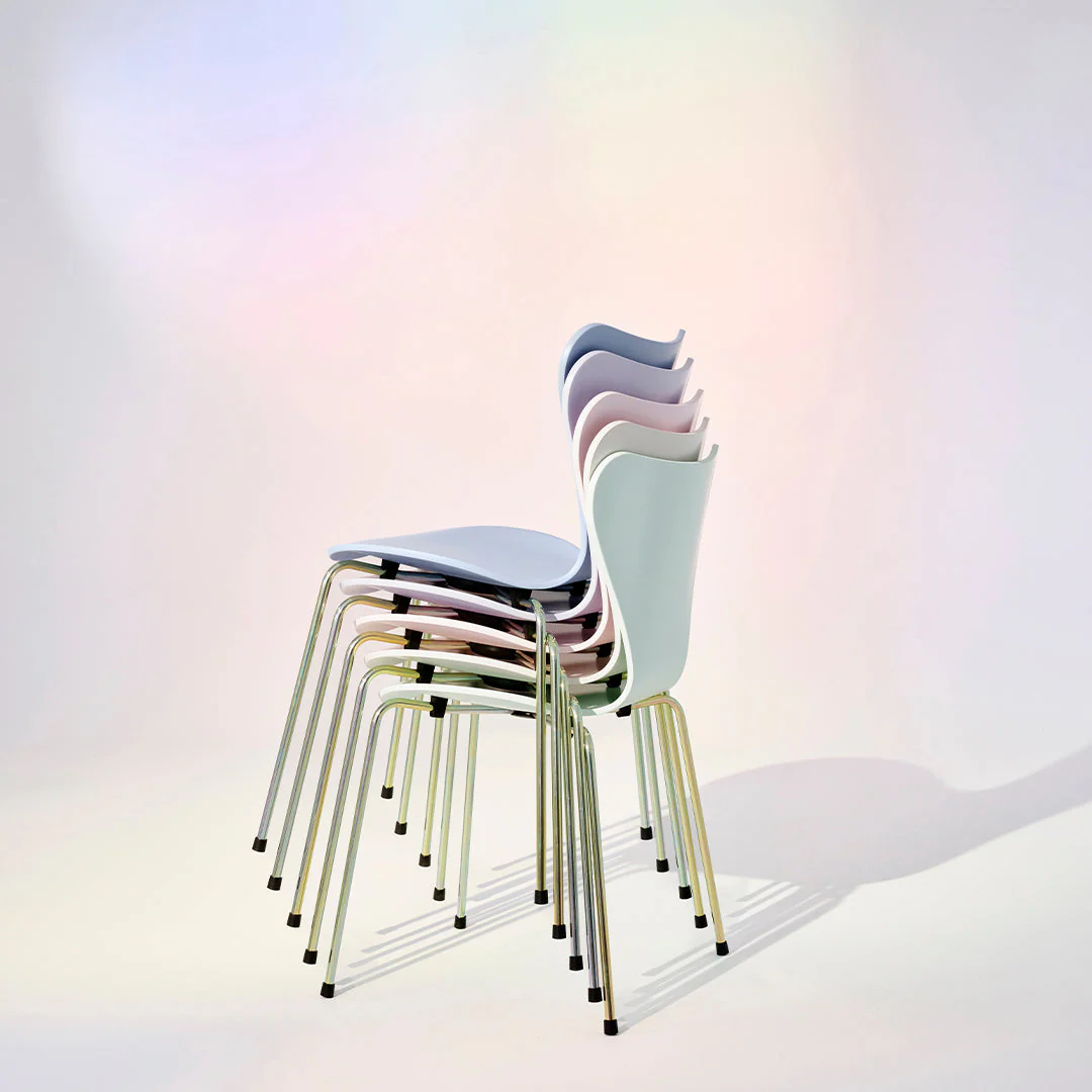 Series 7 Chair 3107 - 7:14 AM Anniversary Edition - Image 24