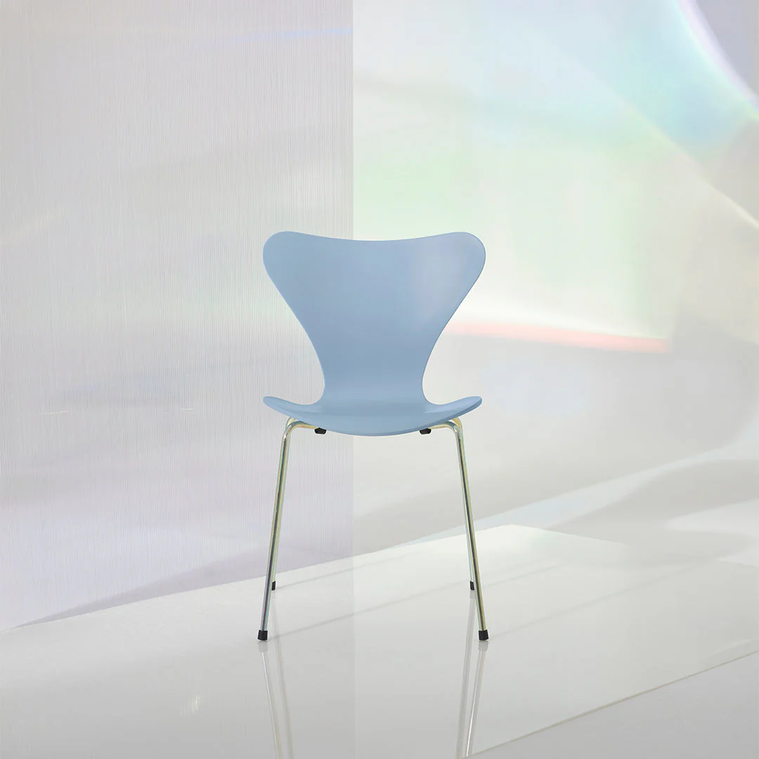 Series 7 Chair 3107 - 7:14 AM Anniversary Edition - Image 26