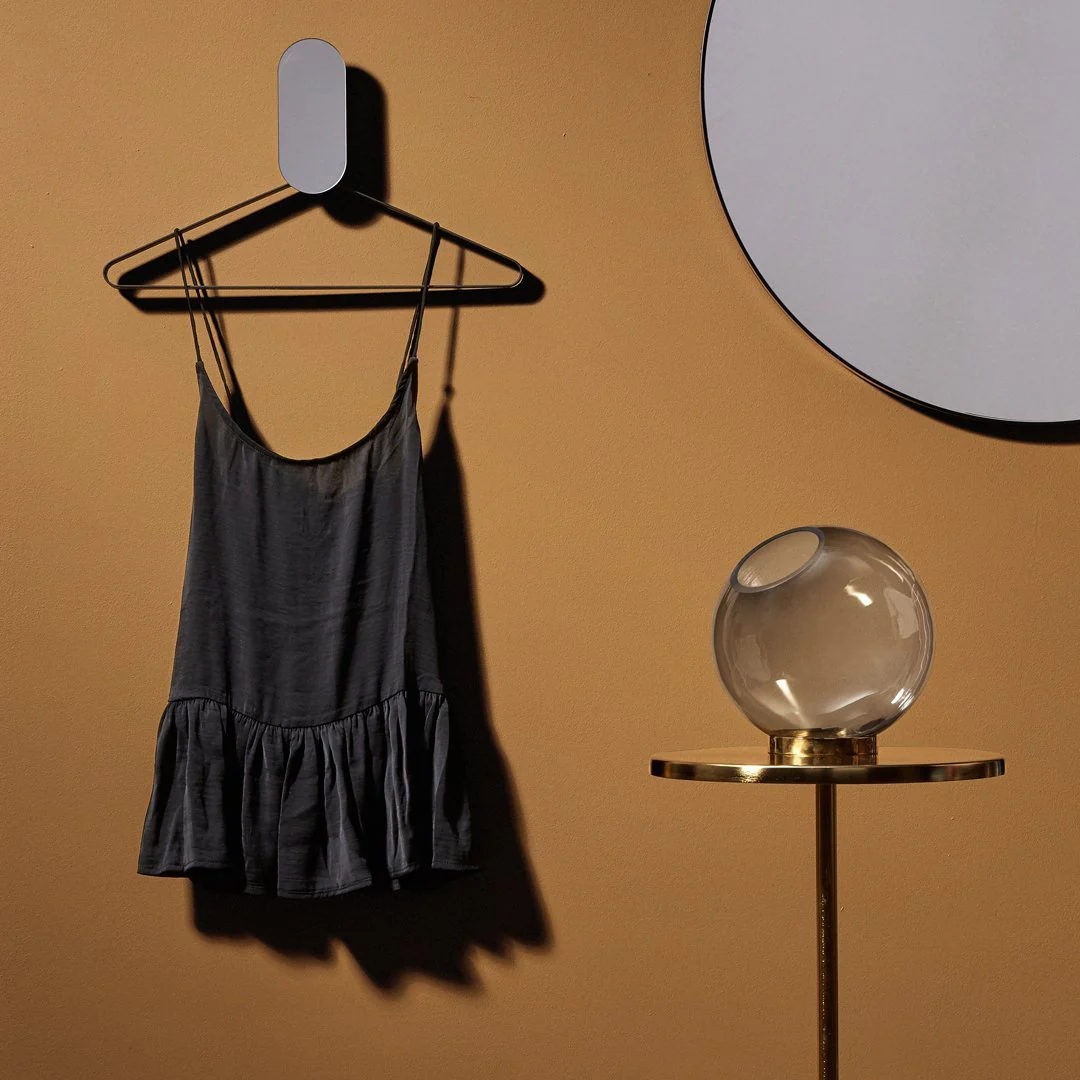 Globe Vase w/ Stand - Image 36