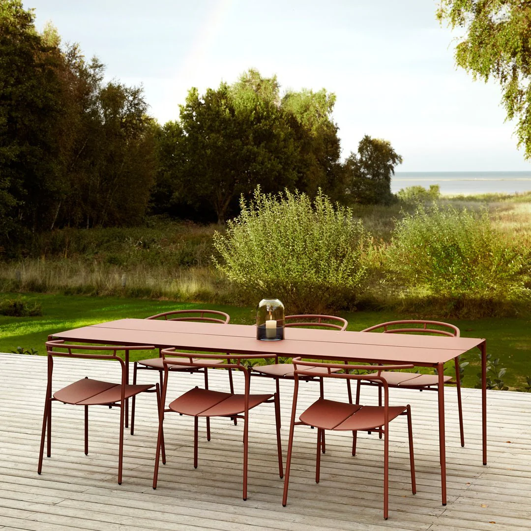 Novo Outdoor Table - Image 18