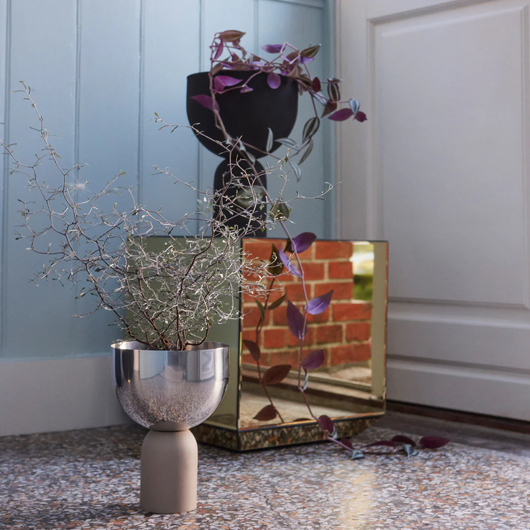 Torus Flowerpot - Small - Image 8