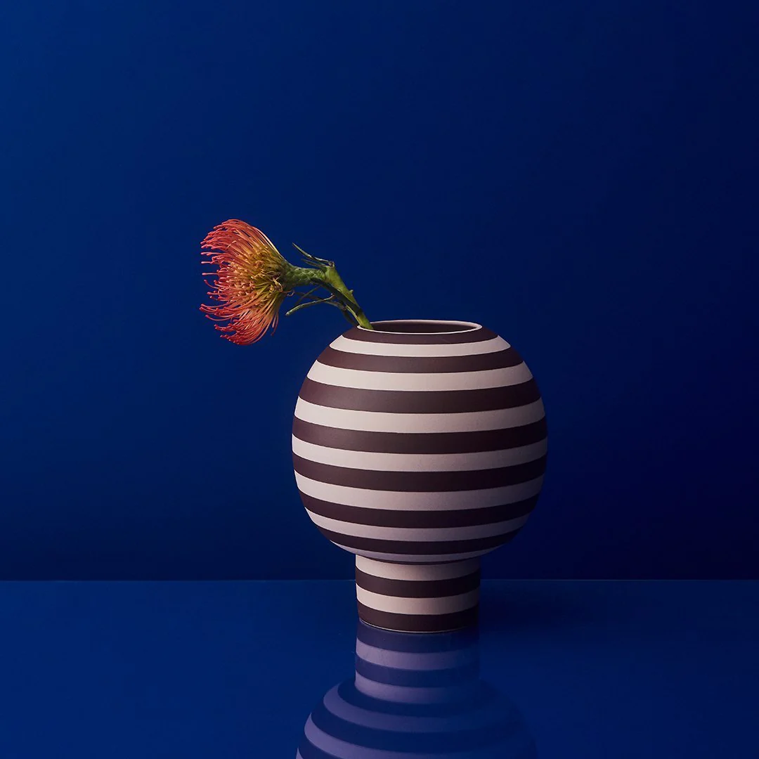 Varia Sculptural Vase - Image 23