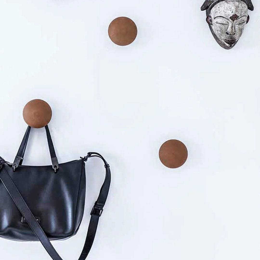 Button-Up Coat Hook - Image 5