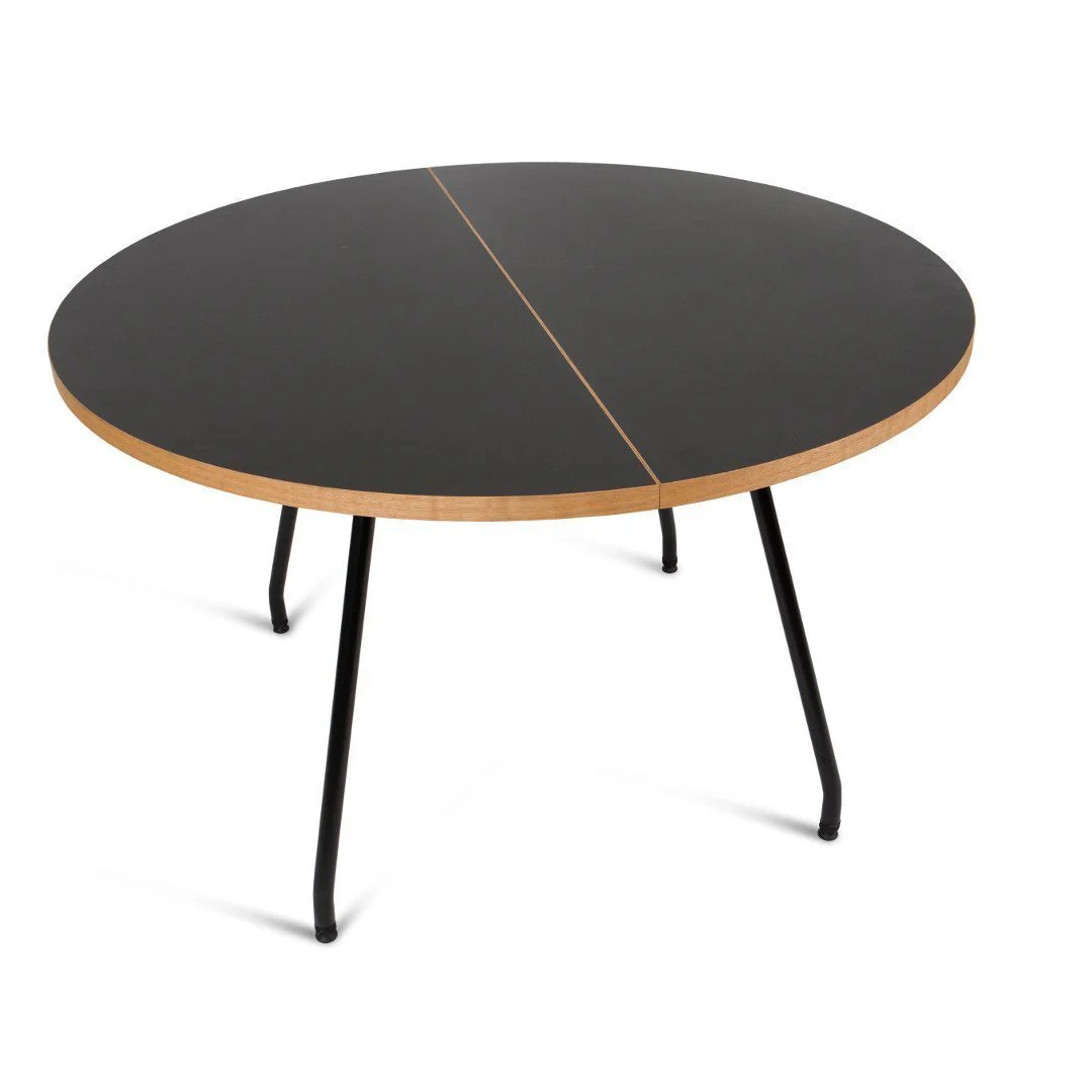 Primum Dining Table