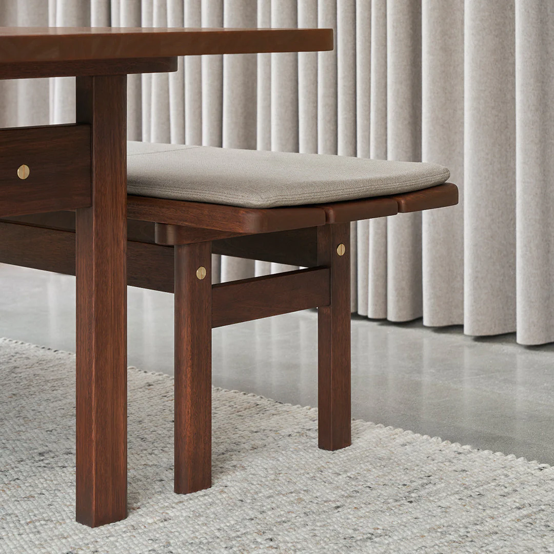 BM0698 Asserbo Dining Table - Image 8