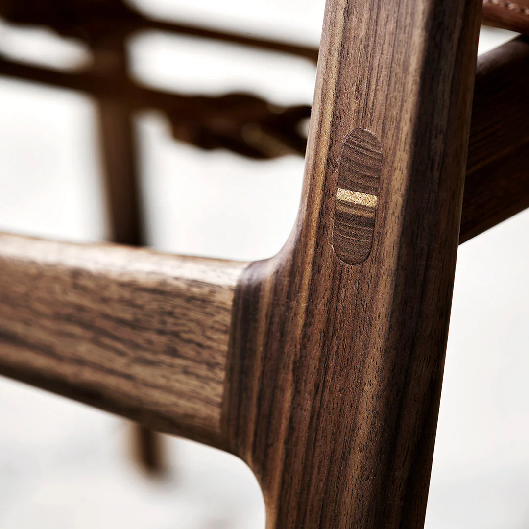 BM1106 Huntsman Chair - Image 12