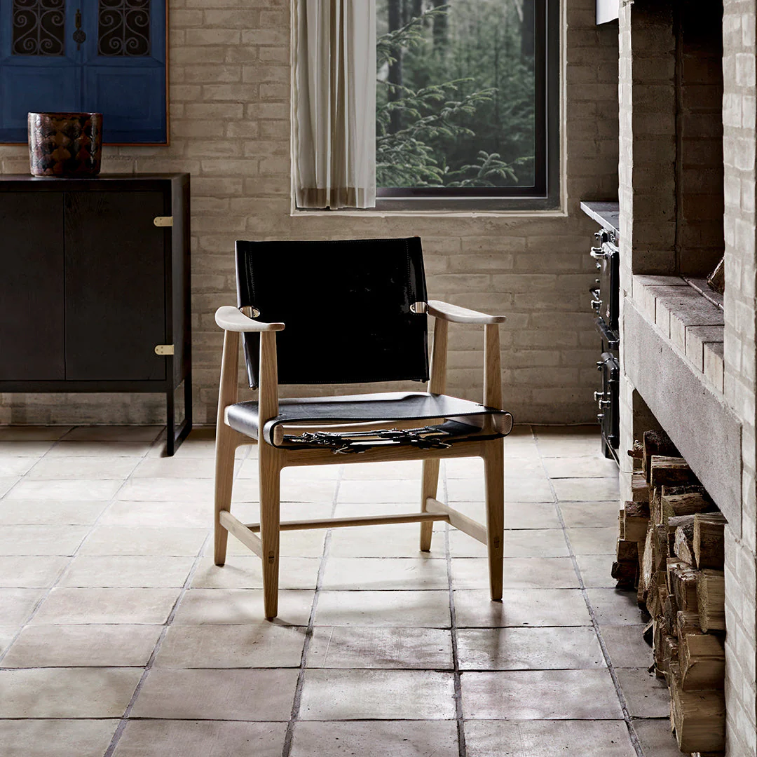 BM1106 Huntsman Chair - Image 13