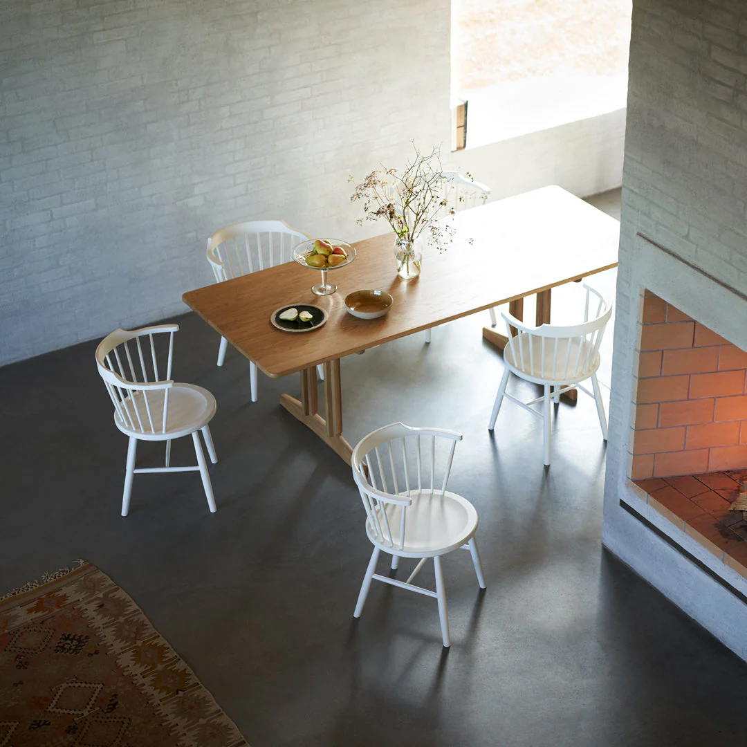 J18 Armchair - Image 17