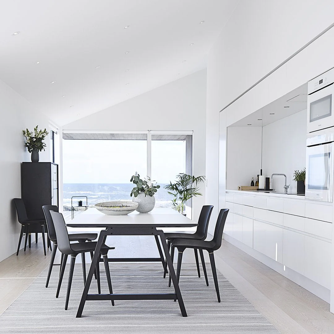 T1 Extendable Table - 63" L - Image 9