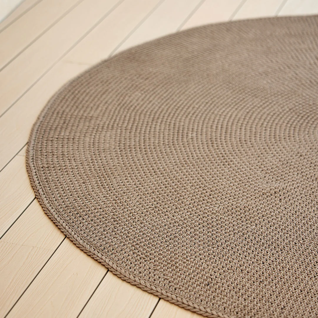 Knit Rug - Image 5