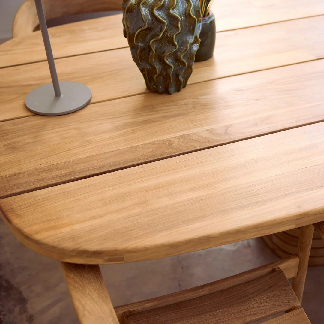 Mellow Oval Dining Table - Image 4