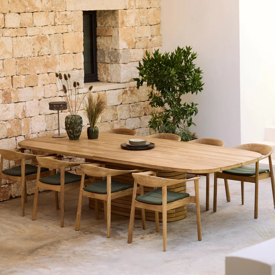 Mellow Oval Dining Table - Image 7