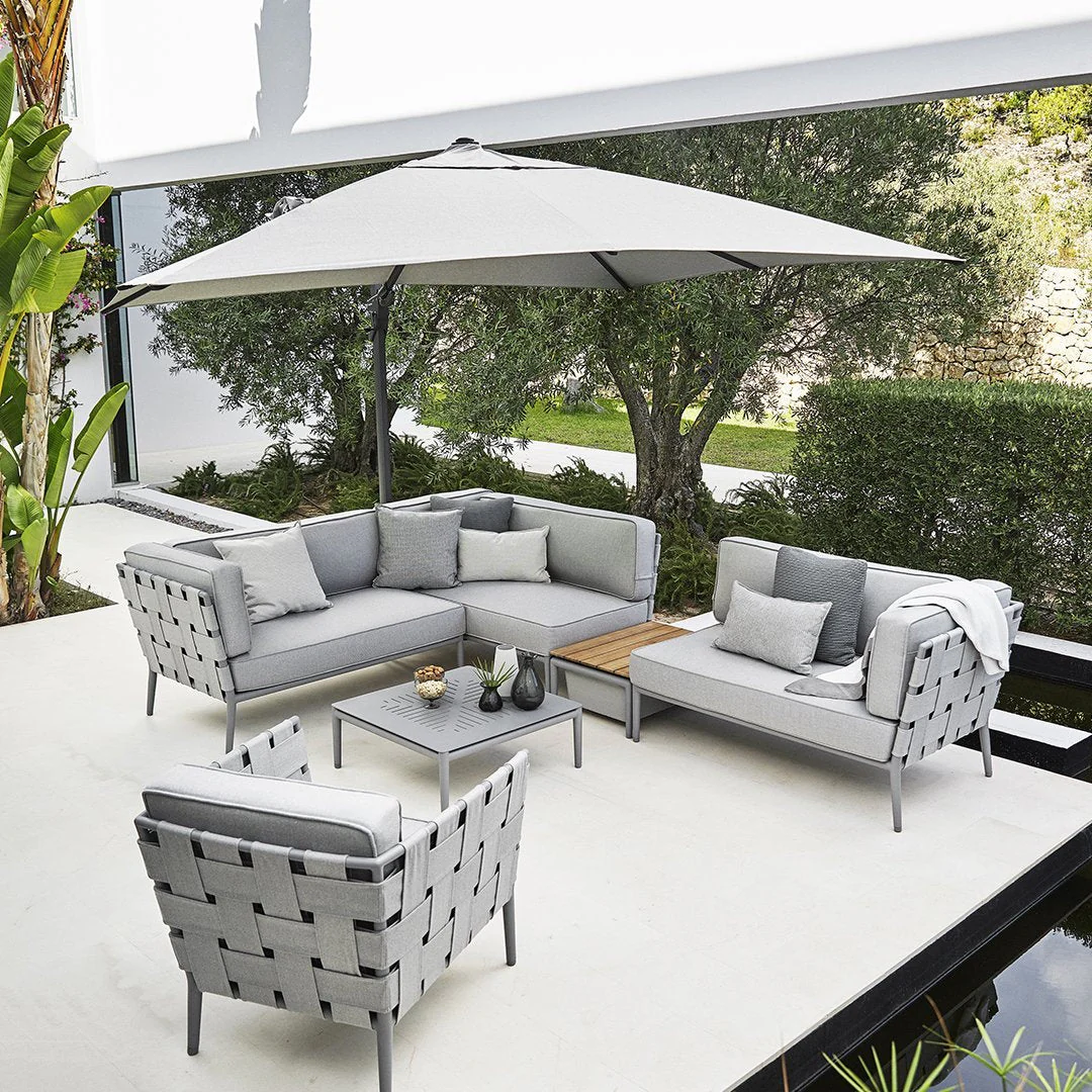 Hyde Luxe Tilt Parasol w/ Base - Image 9