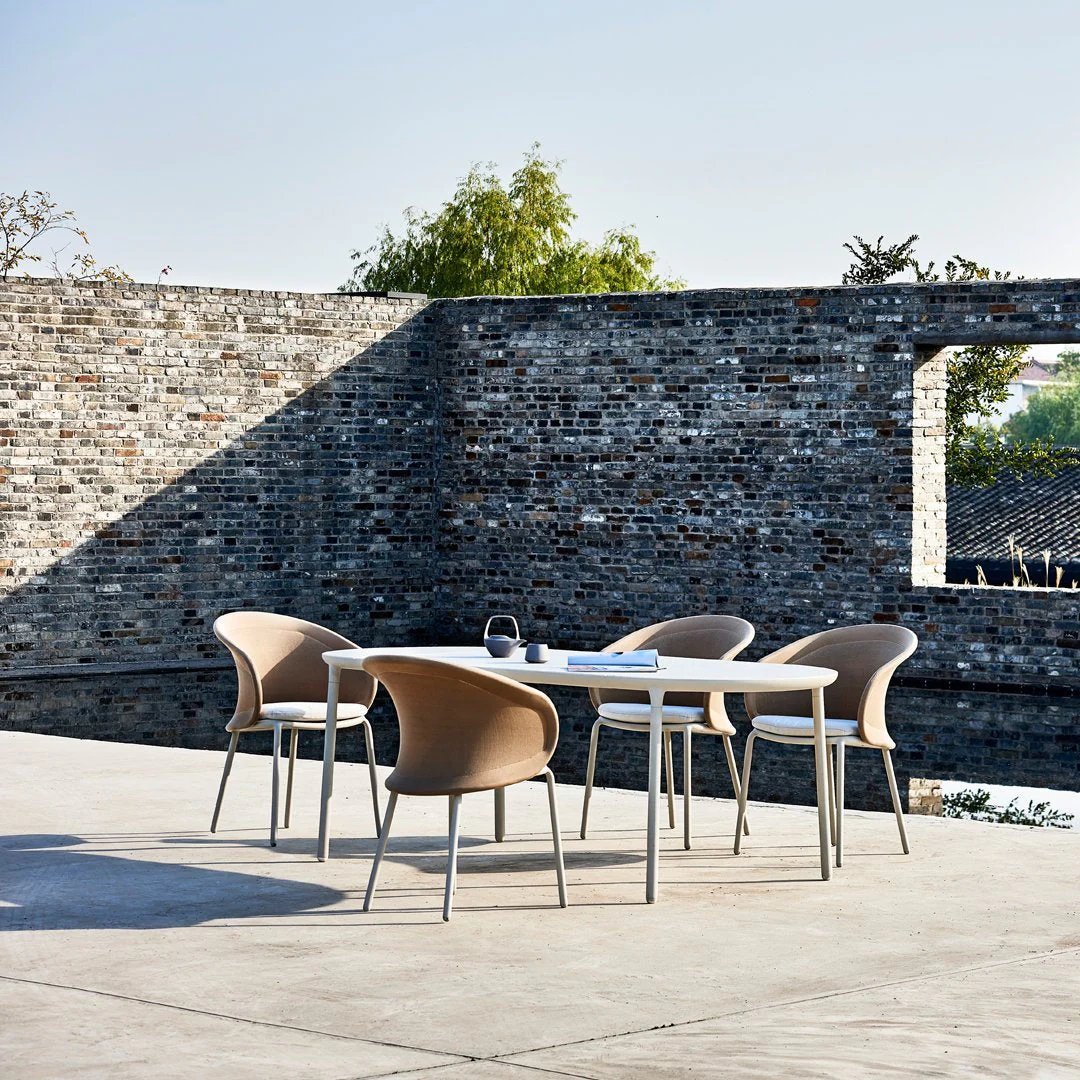 Mindo 114 Outdoor Dining Table - Oval - Image 6