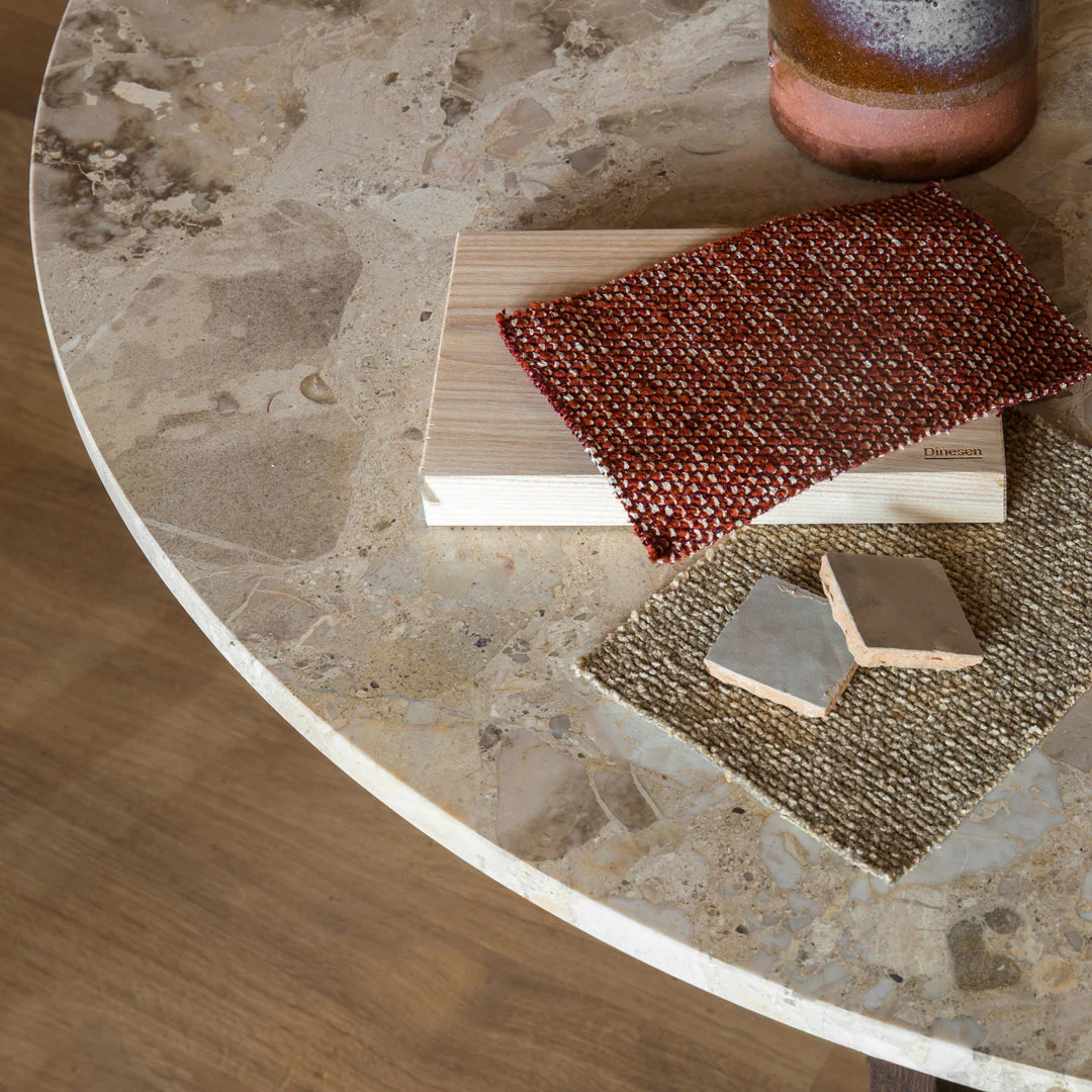 Androgyne Dining Table - Image 27