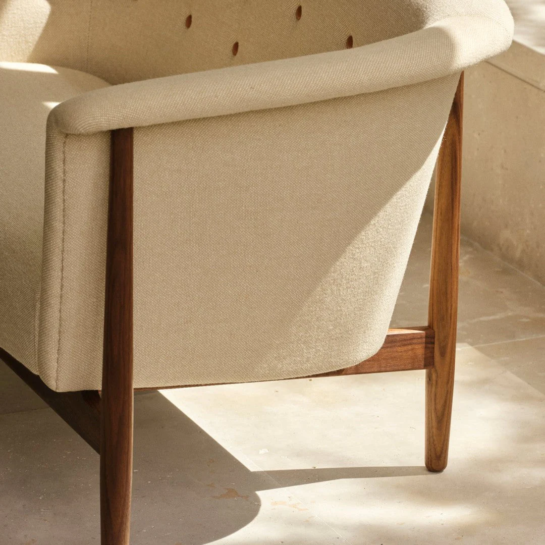 ND52-2 Vita Sofa - Image 5