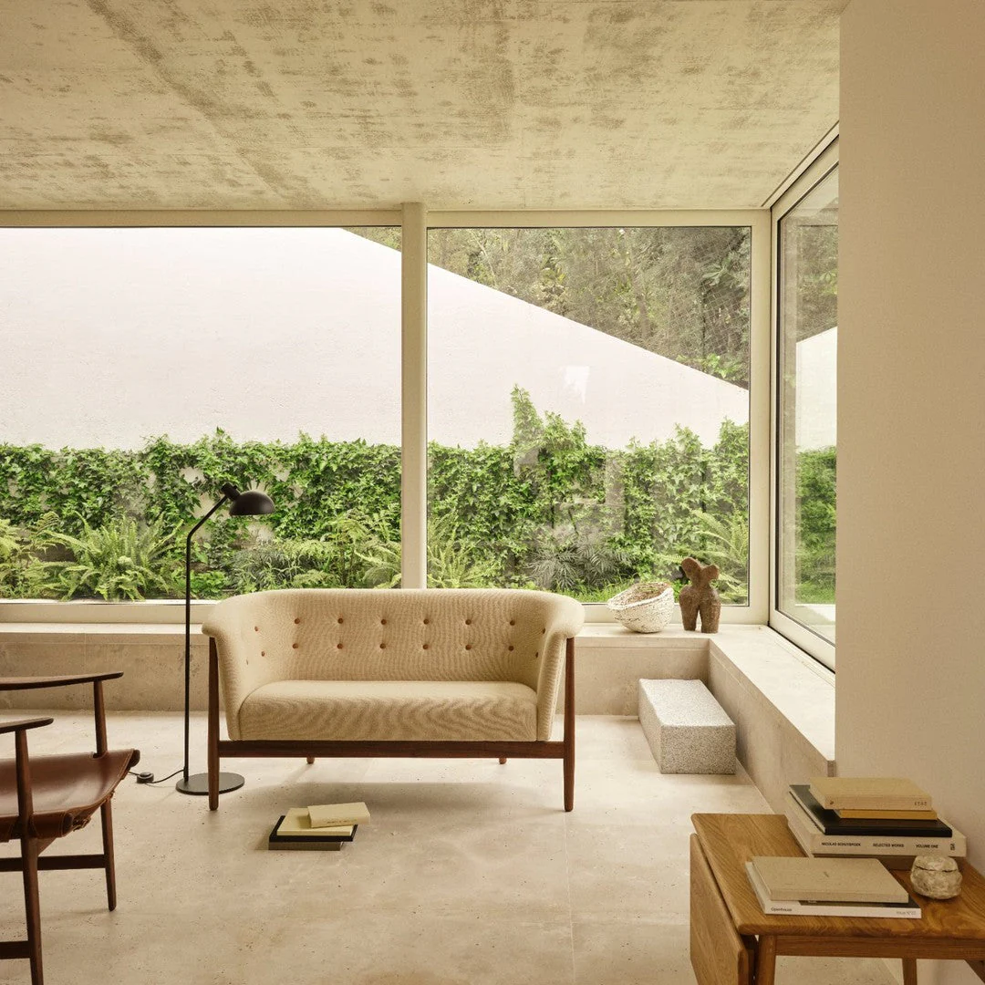 ND52-2 Vita Sofa - Image 7