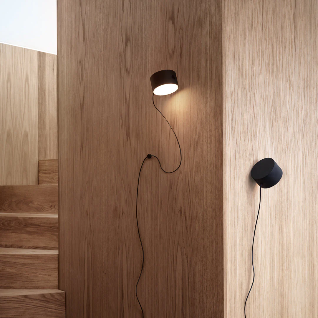 Post Wall Lamp - Image 2
