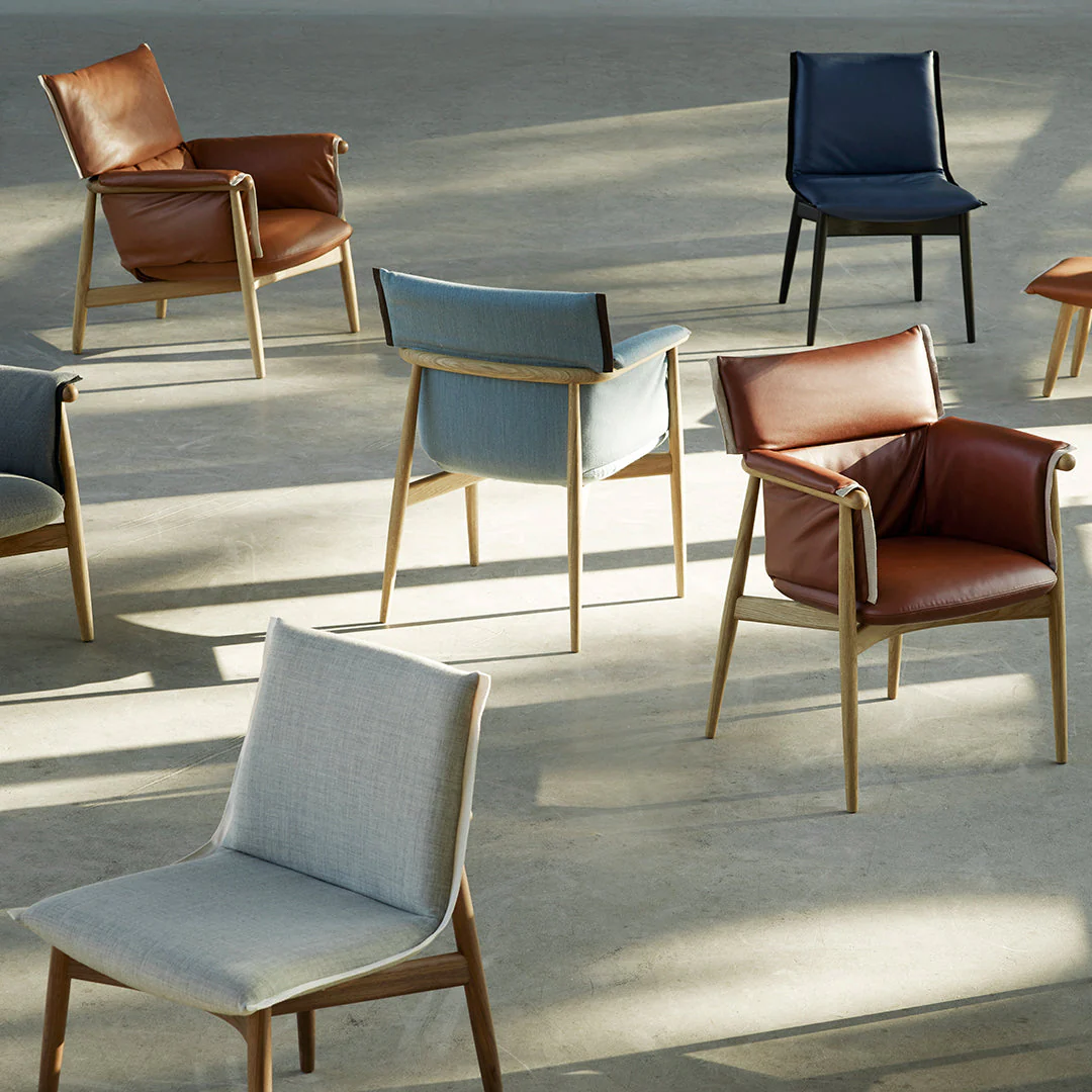 E004 Embrace Chair - Image 19