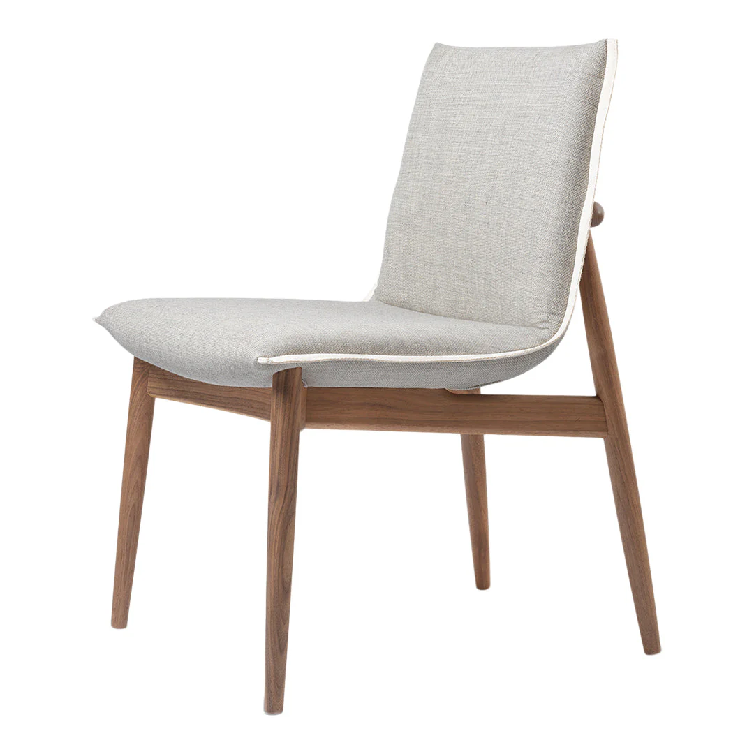 E004 Embrace Chair - Image 8
