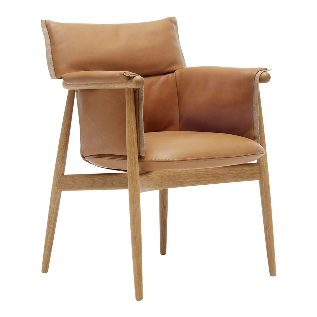 E005 Embrace Chair - Image 5