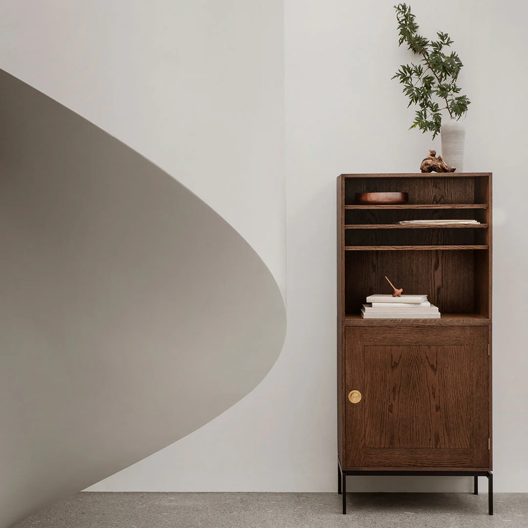 FK631110F Deep Standing Bookcase - Image 4