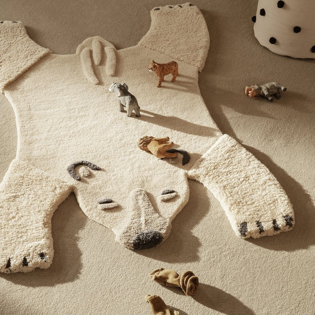 Animal Tufted Rug - Polar Bear - Image 3