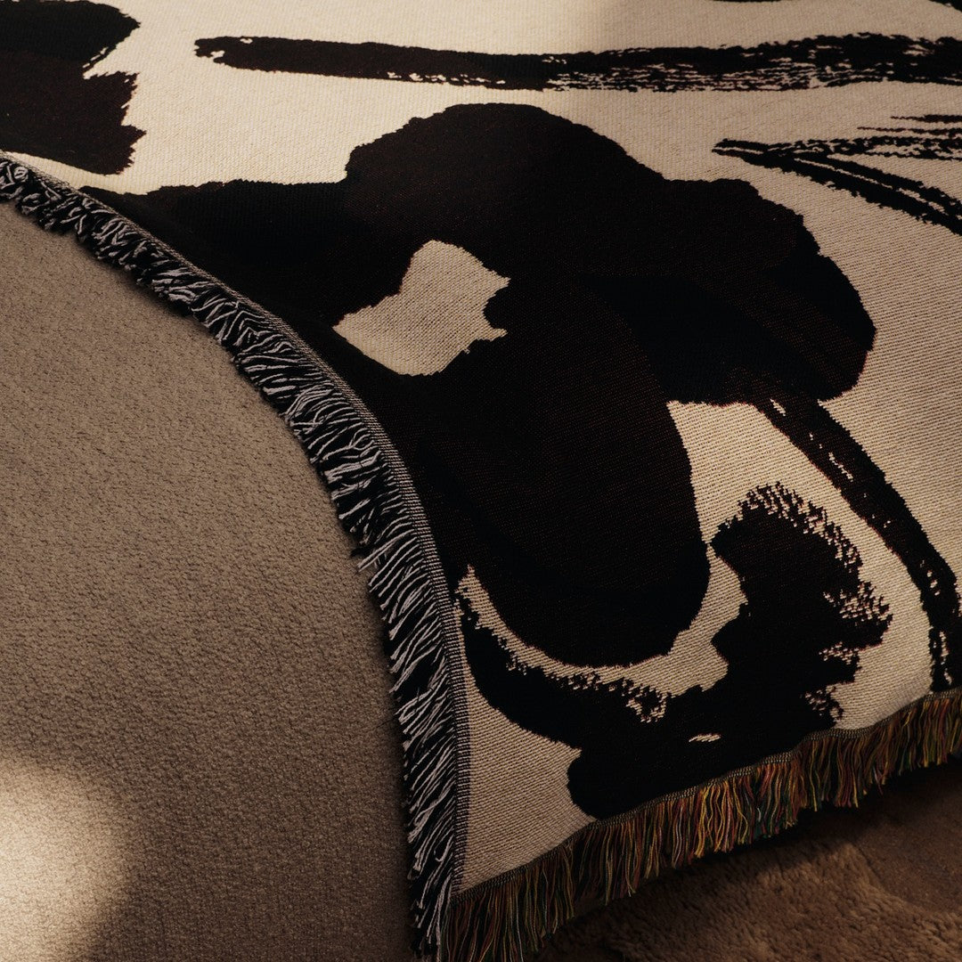 Cilla Tapestry Blanket - Image 2