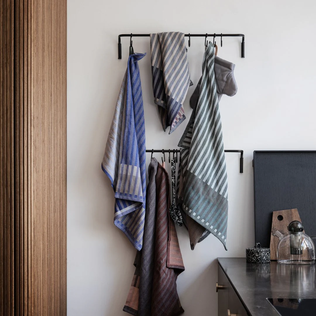 Kitchen Rod w/ 6 Hooks - Image 9