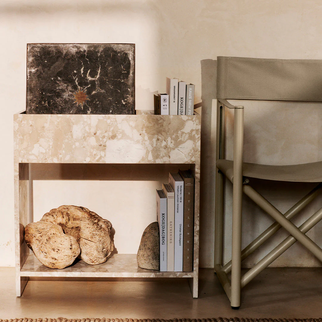 Voya Folding Chair - Image 4