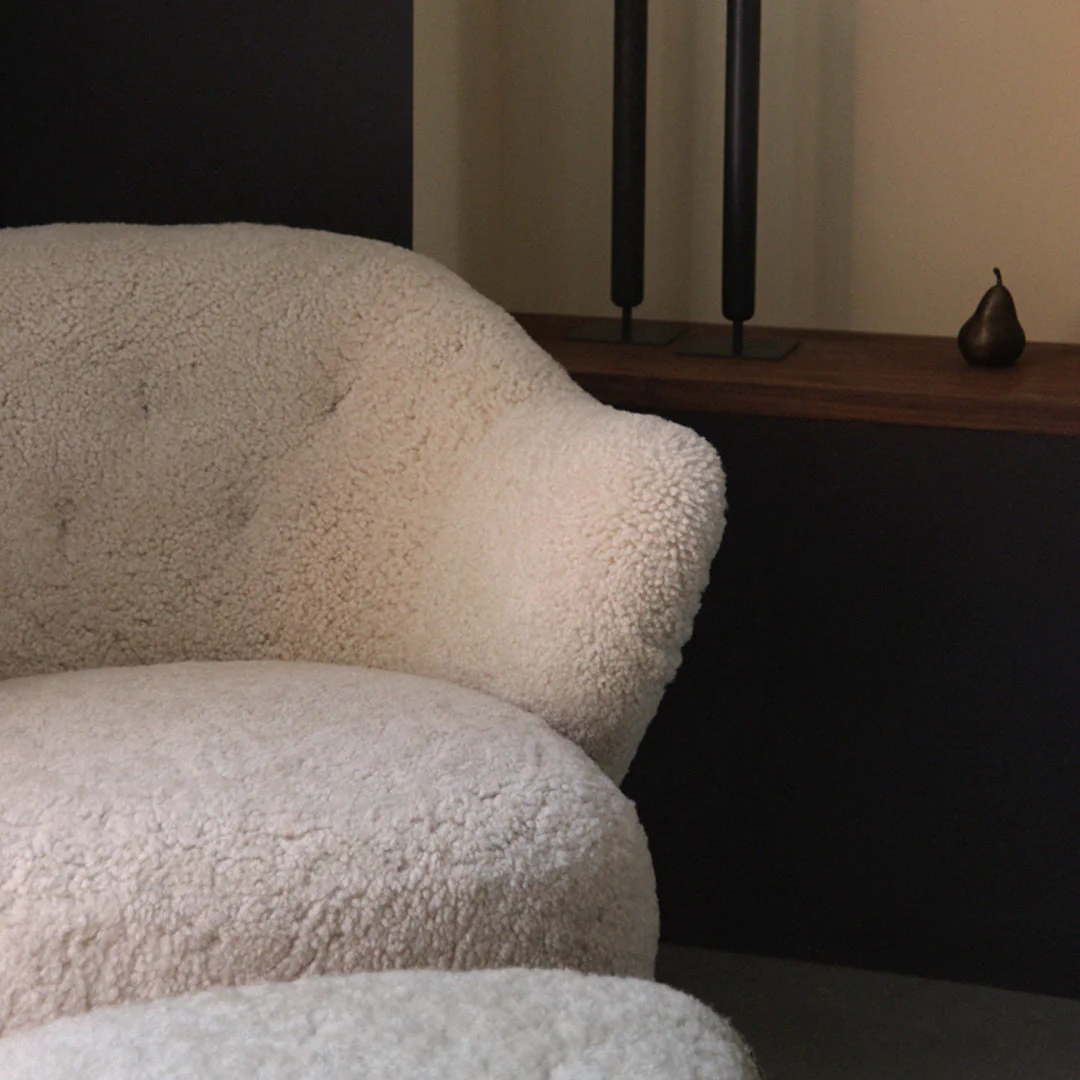 Ingeborg Lounge Chair - Sheepskin - Image 11