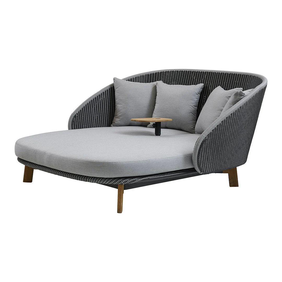 Peacock Outdoor Daybed w/ Table - Image 7