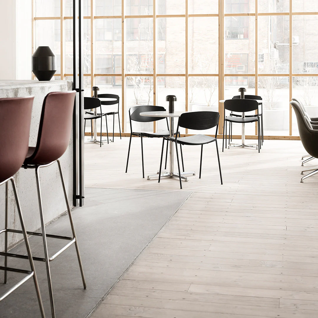 Pato Round Dining Table - Image 4