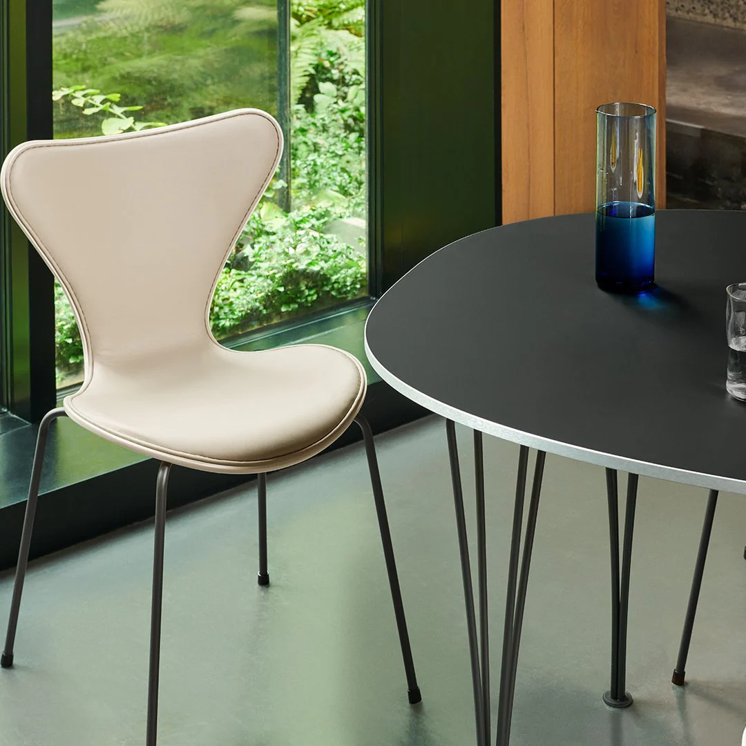 Super-Elliptical Table - Image 11