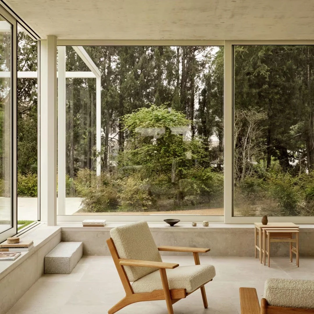 CH290 Lounge Chair - Image 7