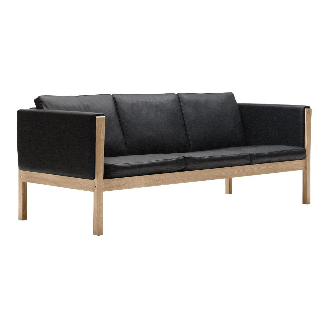 Wegner CH163 Sofa - Image 4