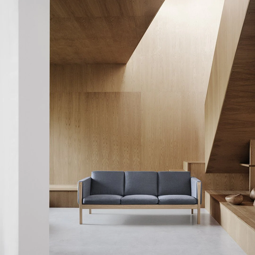 Wegner CH163 Sofa - Image 9