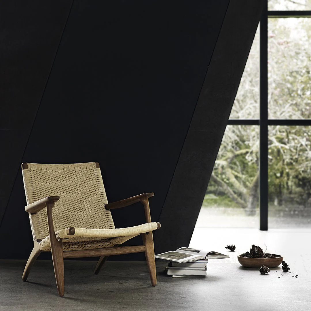 CH25 Easy Chair - Image 17