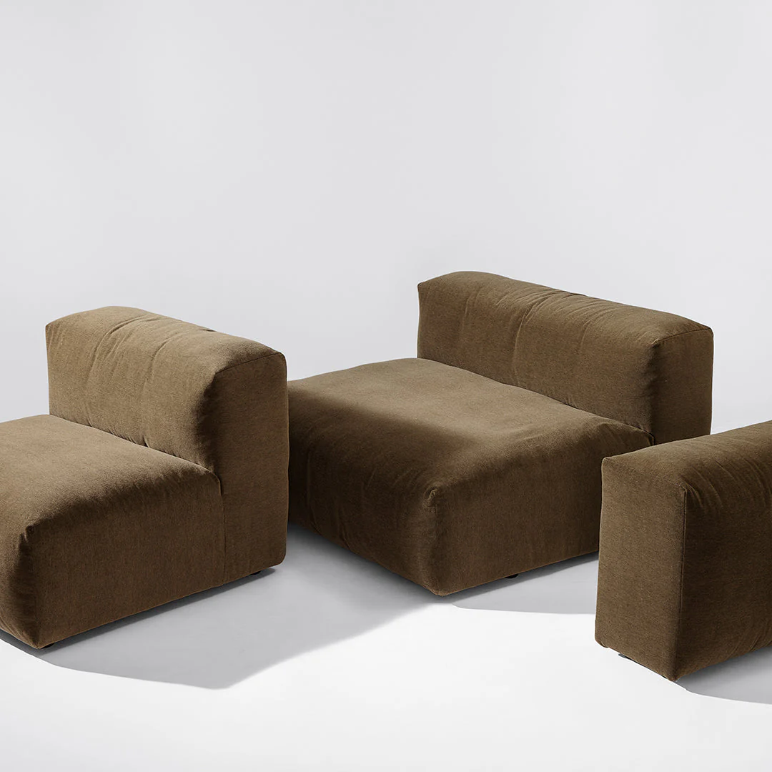 Repose Pre-configured Sofa - Setup 1 - Image 3