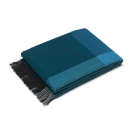 Colour Block Blankets - Image 2