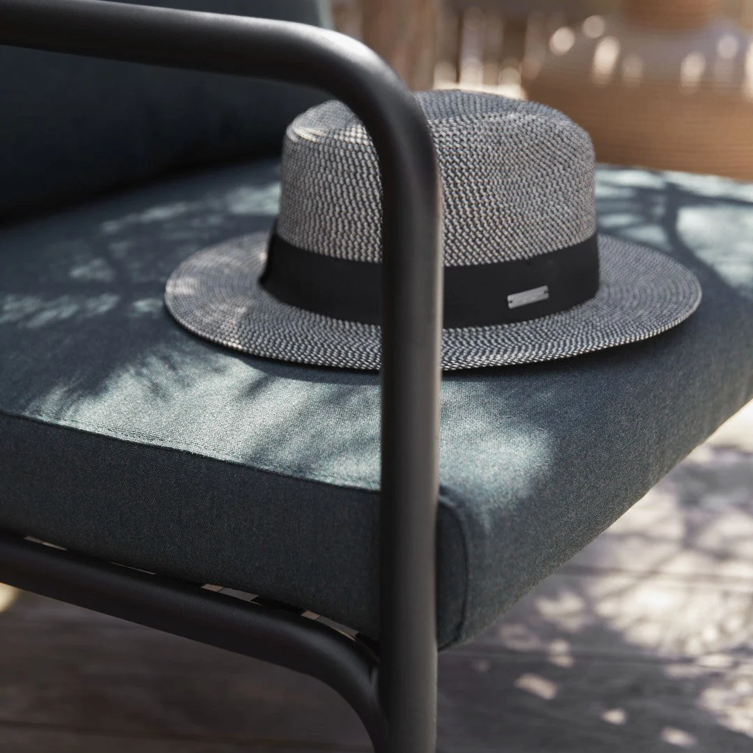AVON Outdoor Lounge Chair - Image 6