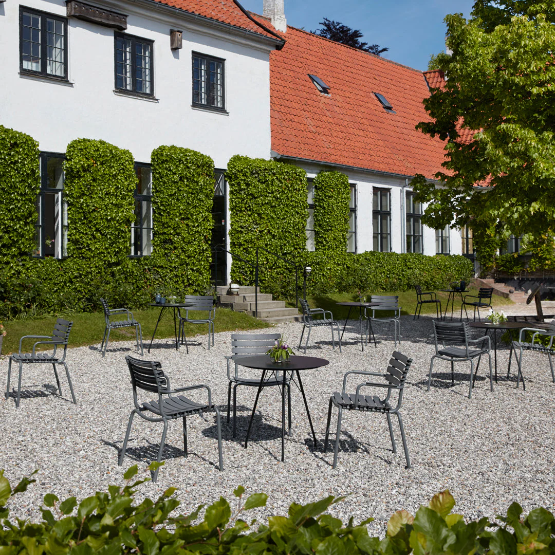 Circum Outdoor Cafe Table - Image 17