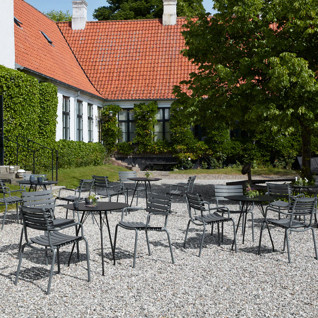 Circum Outdoor Cafe Table - Image 36