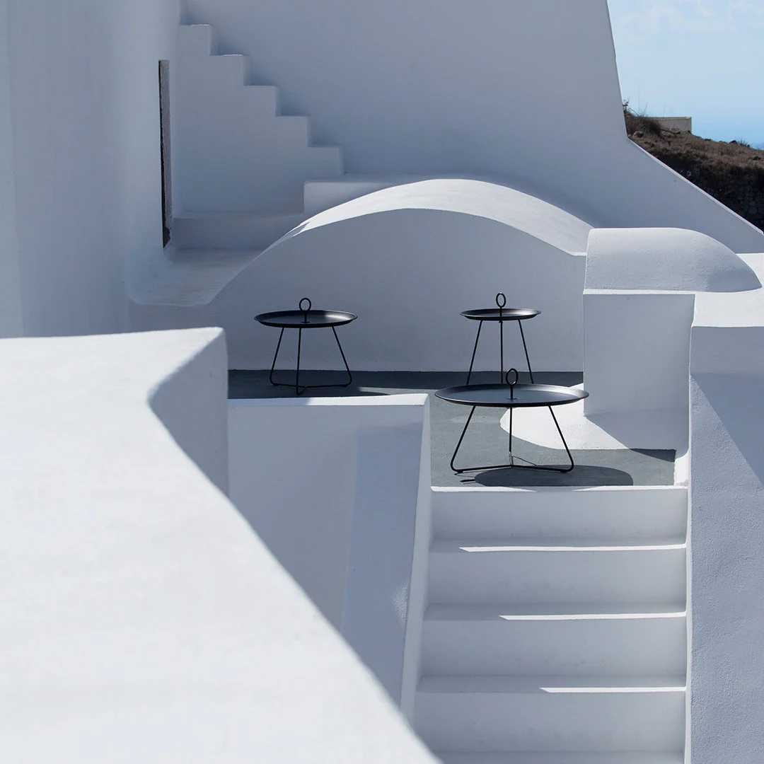 Eyelet Outdoor Tray Table - Image 15