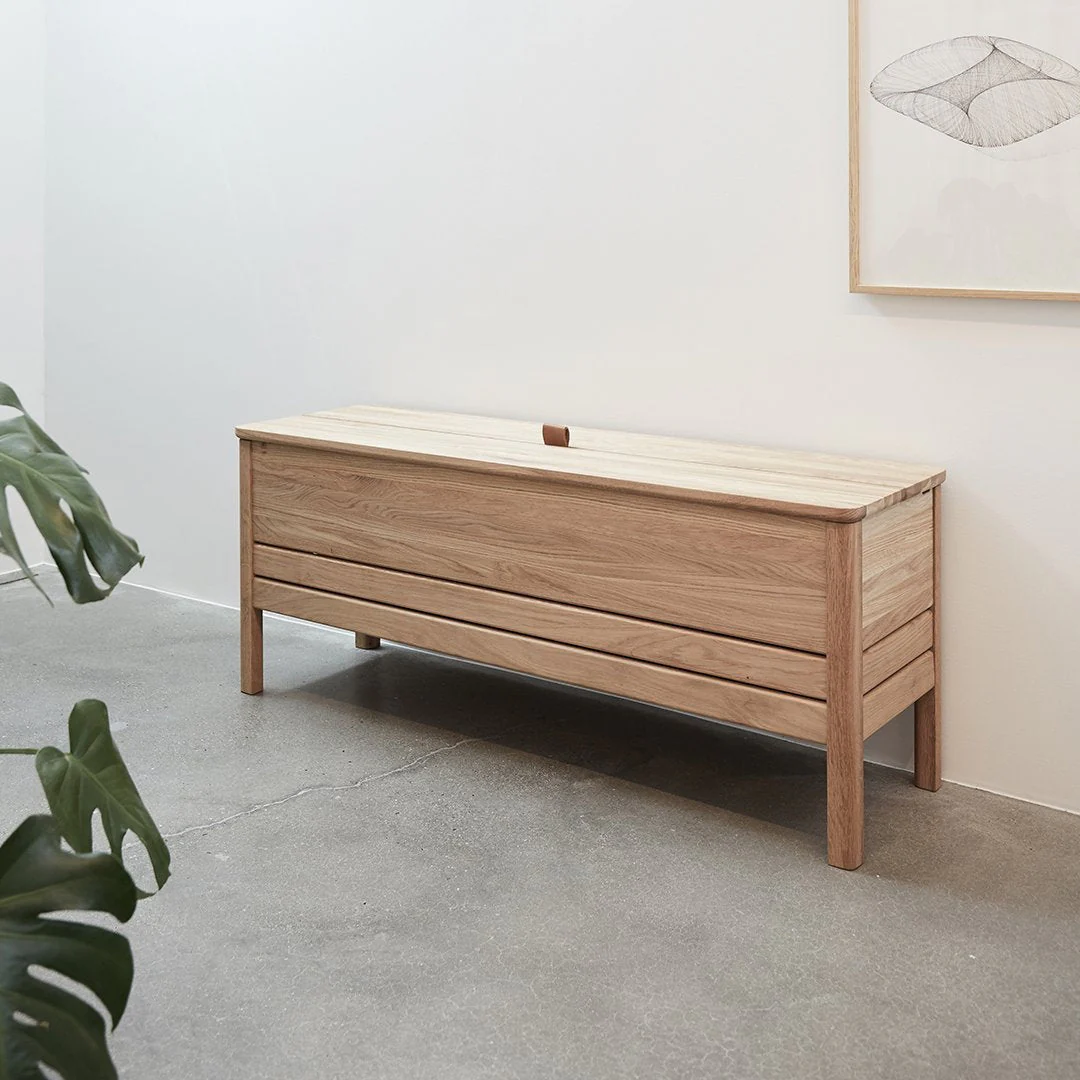A Line Storage Bench - Image 14