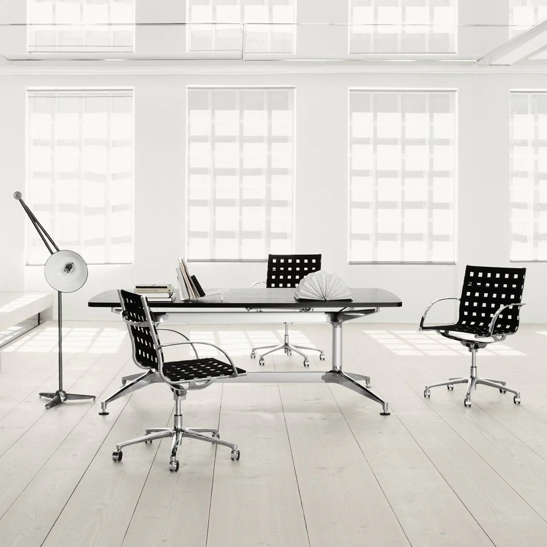Joint 1211 Armchair - Image 2